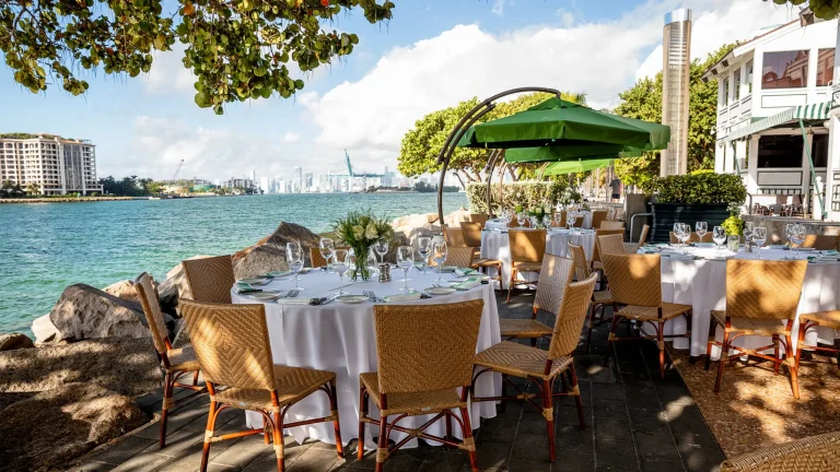 Top Waterfront Restaurants in Miami
